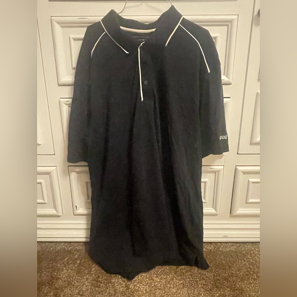 Men’s T-Shirt. Barely Worn. Great Shape